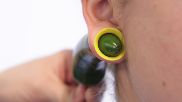 Illustration for article titled 10 Things Only People With Gauges Will Understand